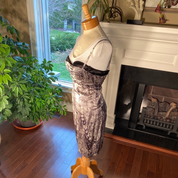 MARCIANO - SILK BODYCON DRESS - Picture 4 of 13